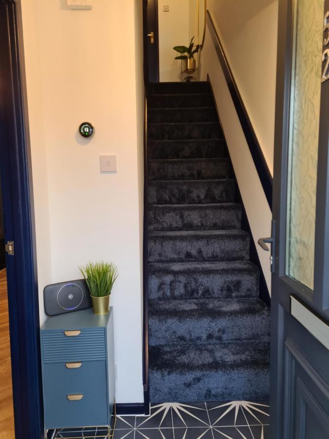 Stunning 2 Bed House Near Coastal Path/Lake/Beach Llanelli Kültér fotó