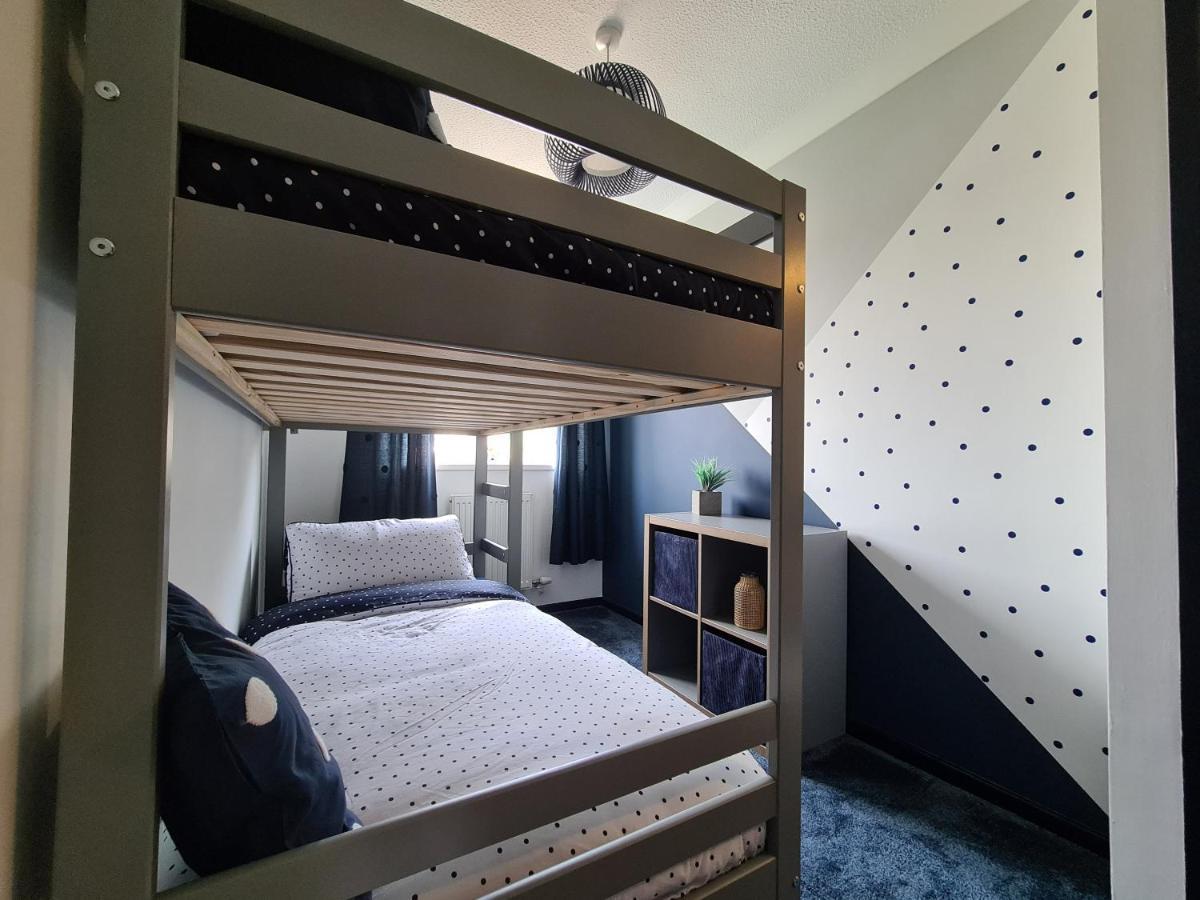 Stunning 2 Bed House Near Coastal Path/Lake/Beach Llanelli Kültér fotó